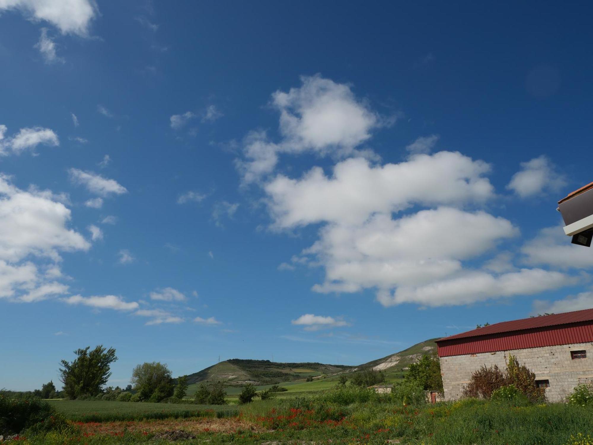 Albergue El Alfar/Pilgrim Hostel Hornillos del Camino Luaran gambar