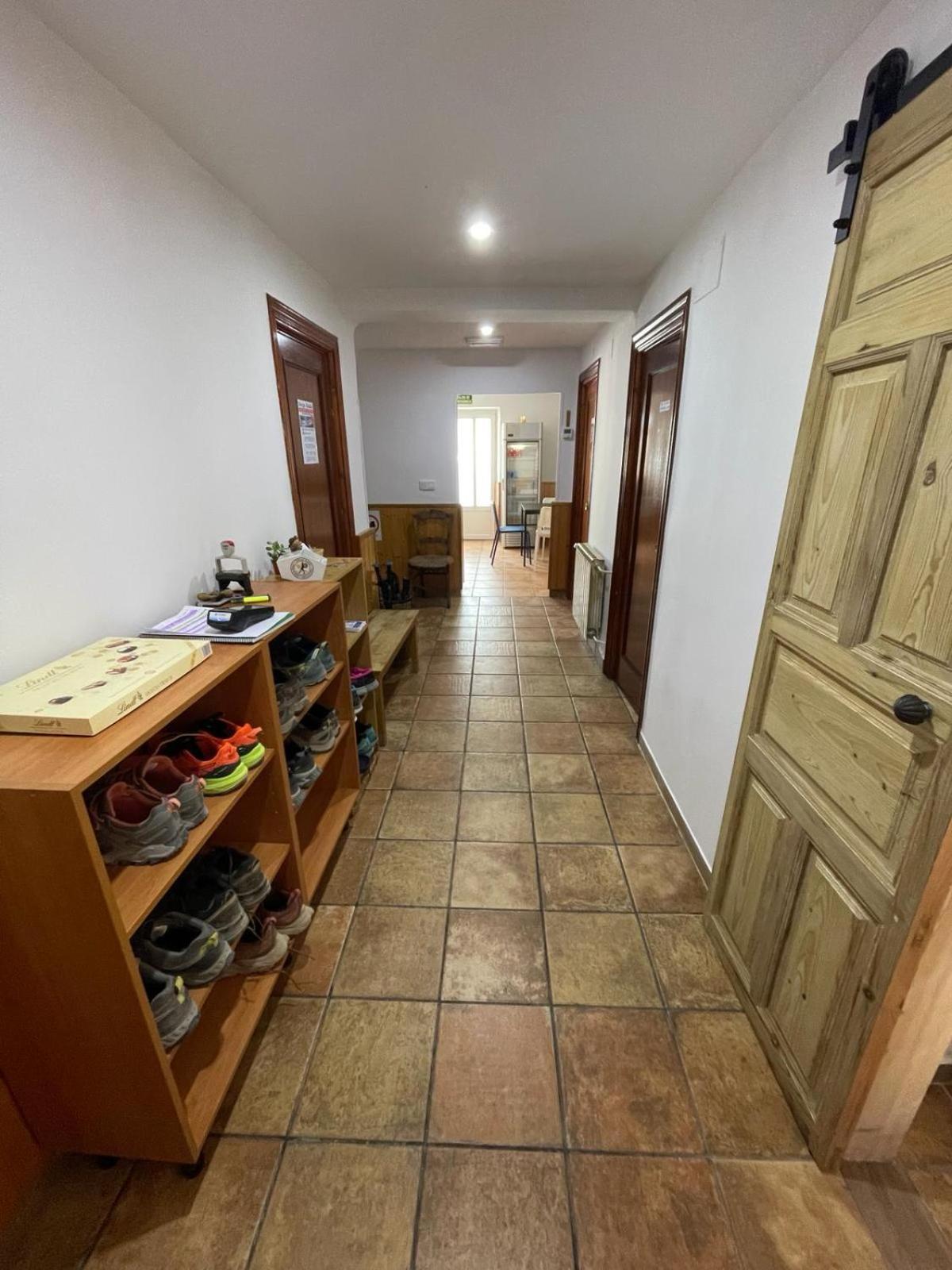 Albergue El Alfar/Pilgrim Hostel Hornillos del Camino Luaran gambar