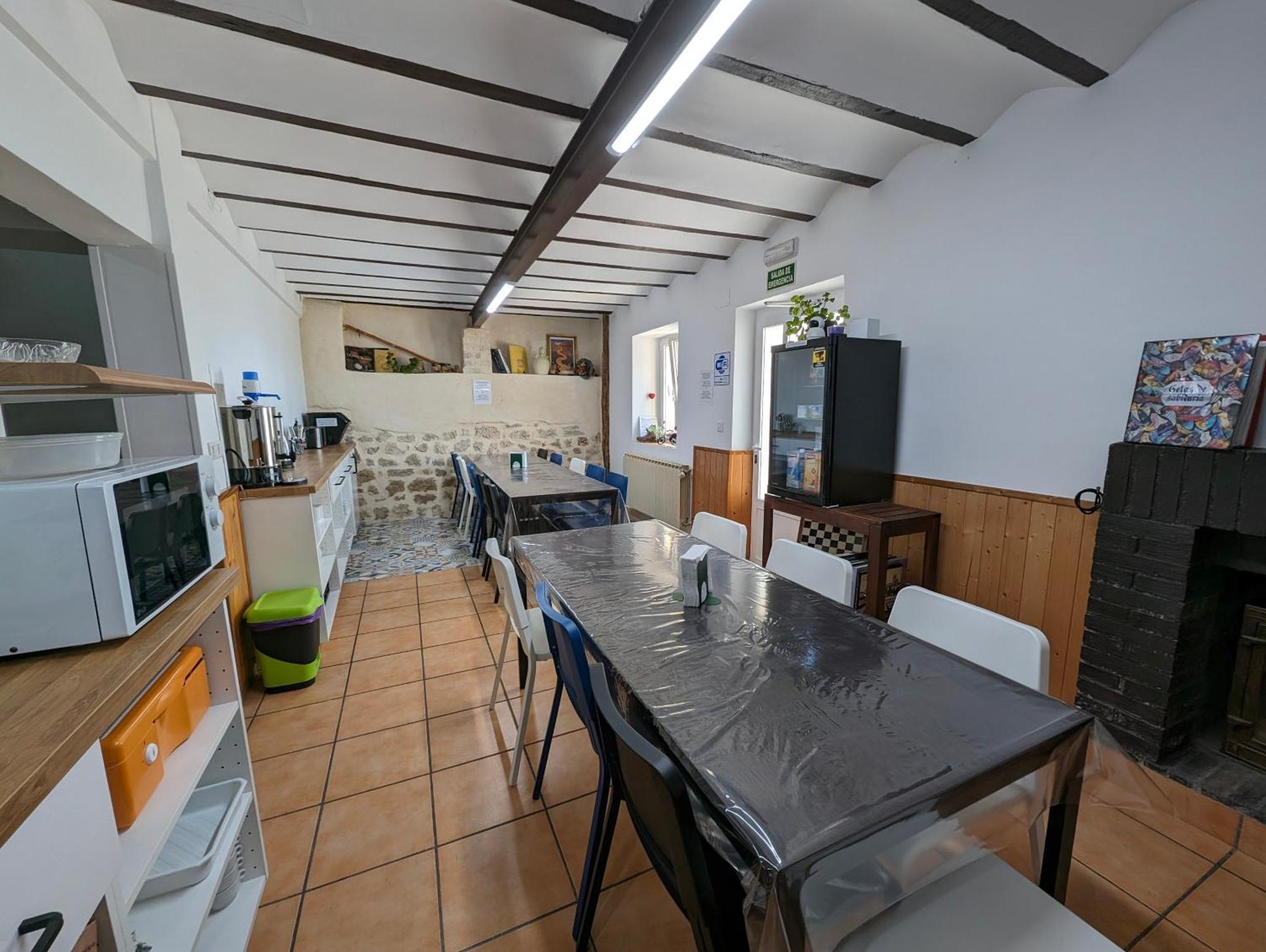Albergue El Alfar/Pilgrim Hostel Hornillos del Camino Luaran gambar